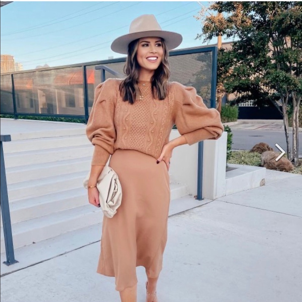 Express Cable Knit Puff Sleeve Sweater
